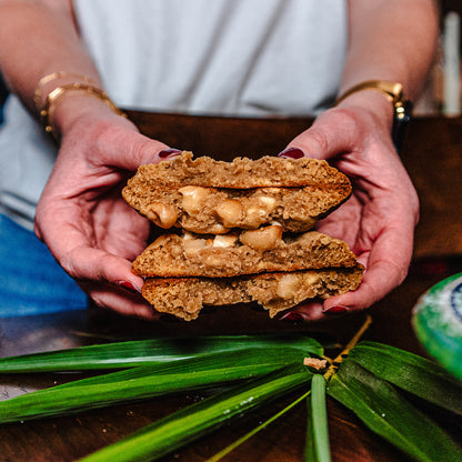 CHOCOLATE BLANCO CON MACADAMIA
